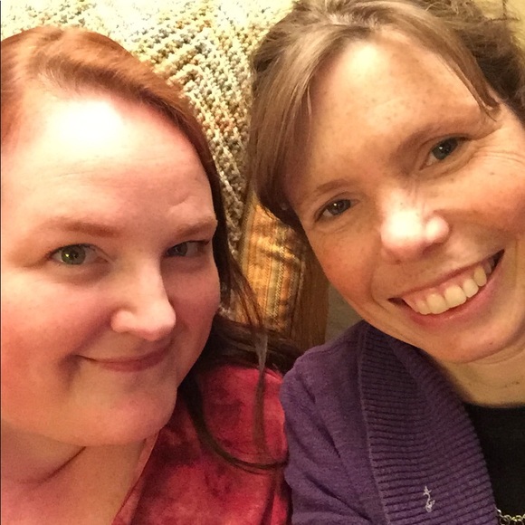 Meet your Posher, Kelly - Picture 3 of 3